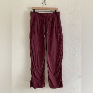 Lululemon Women's Dance Studio Pants III Size 8 Regular Unlined 32" Burgundy
